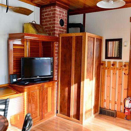 Banff Beaver Cabins Extérieur photo