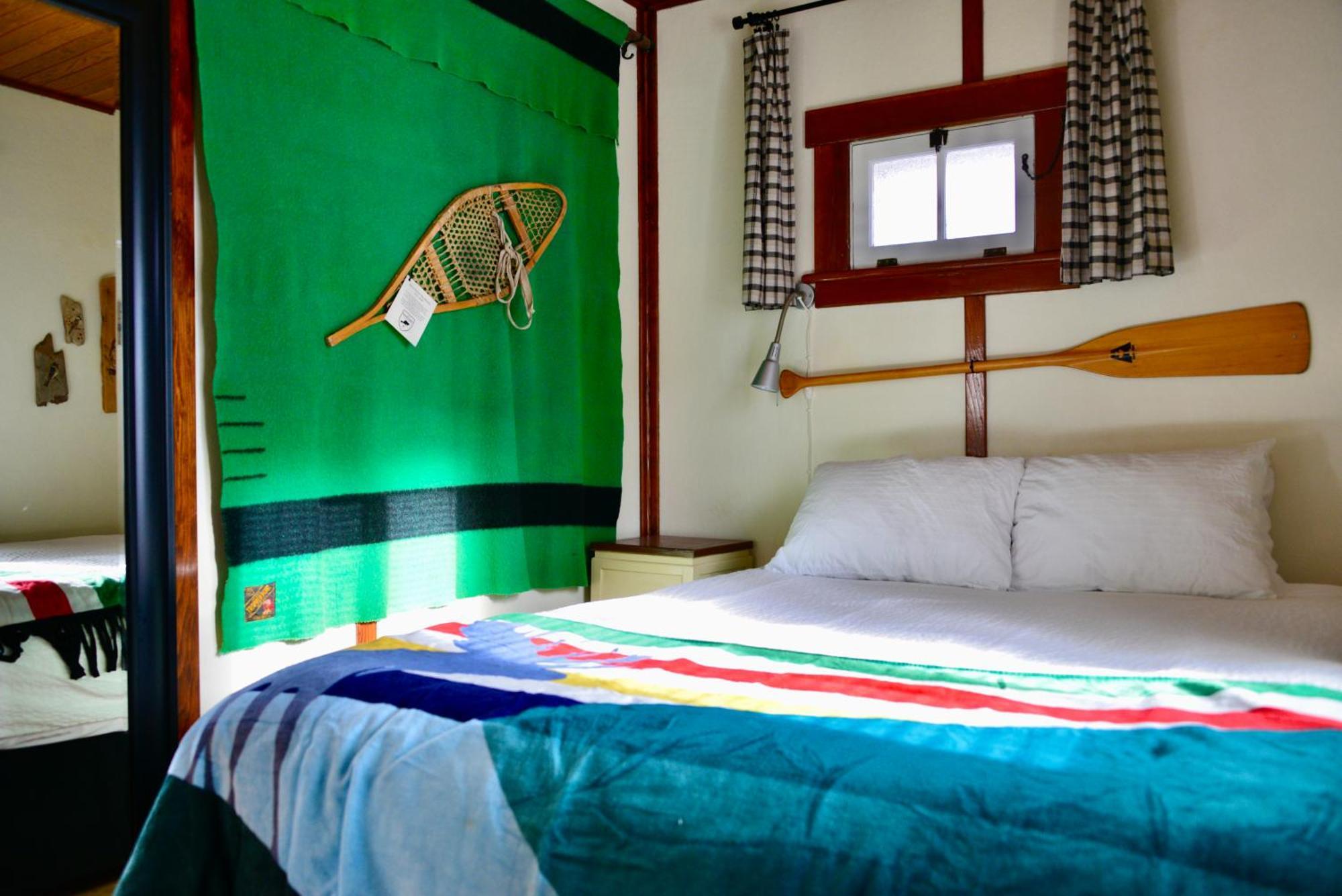 Banff Beaver Cabins Extérieur photo