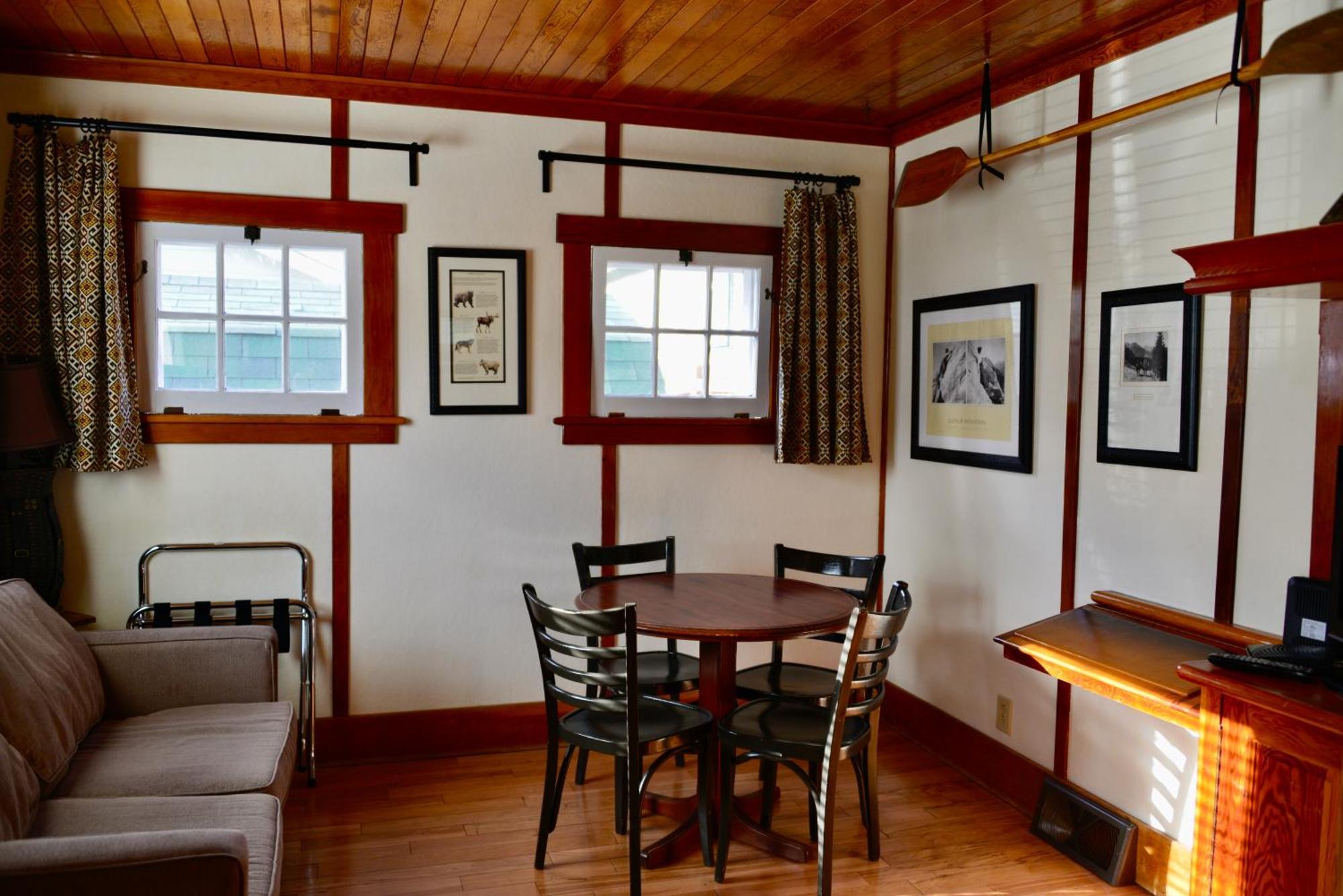 Banff Beaver Cabins Extérieur photo