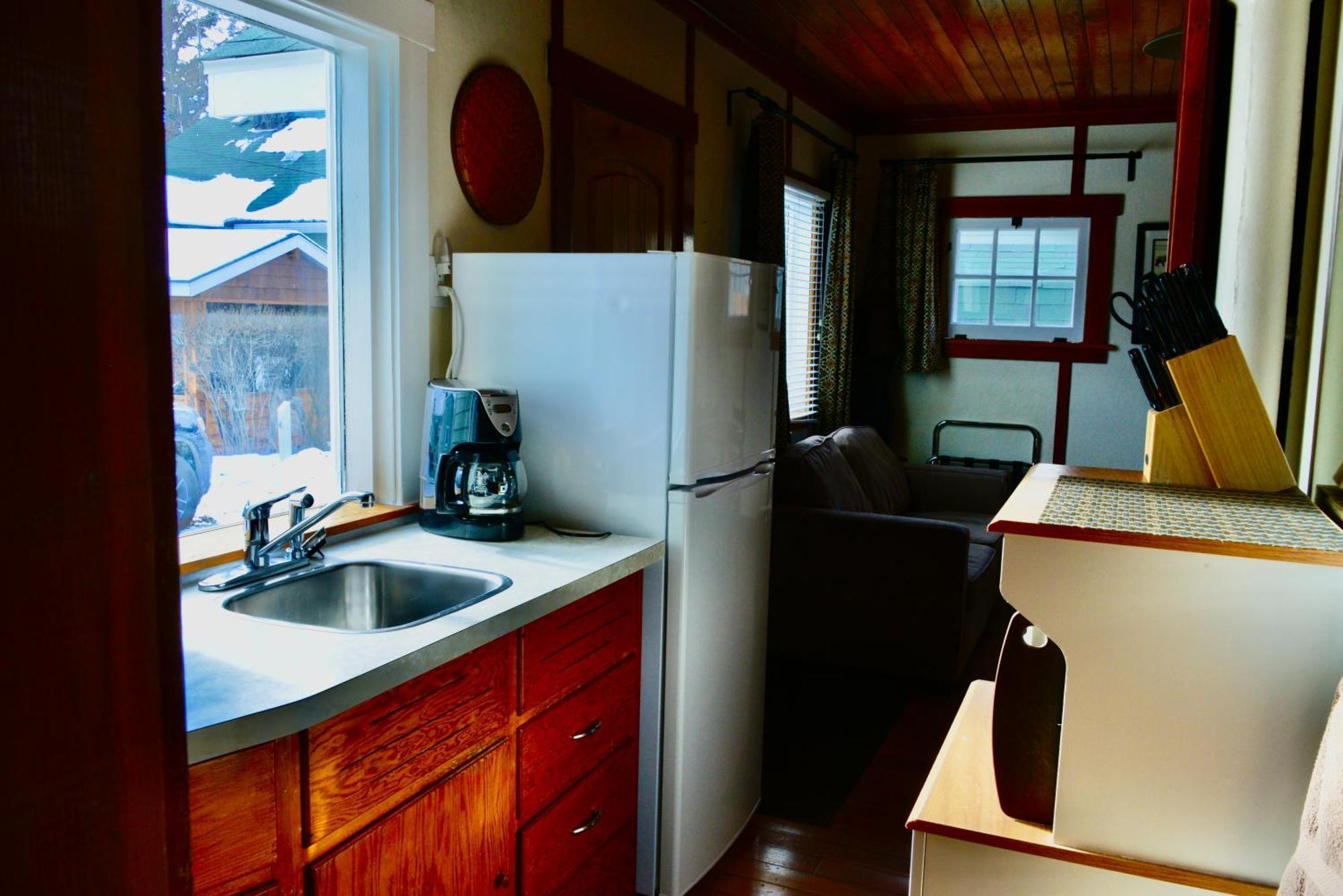 Banff Beaver Cabins Extérieur photo